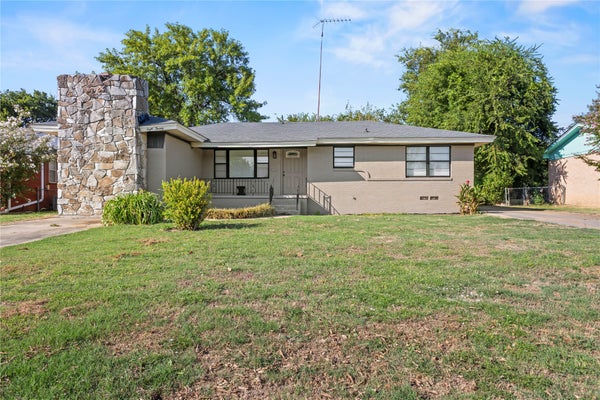 820 W 22ND ST, ADA, OK 74820 - Image 224f85ab866bdfb91c123addc96cdb7d/1274103825
