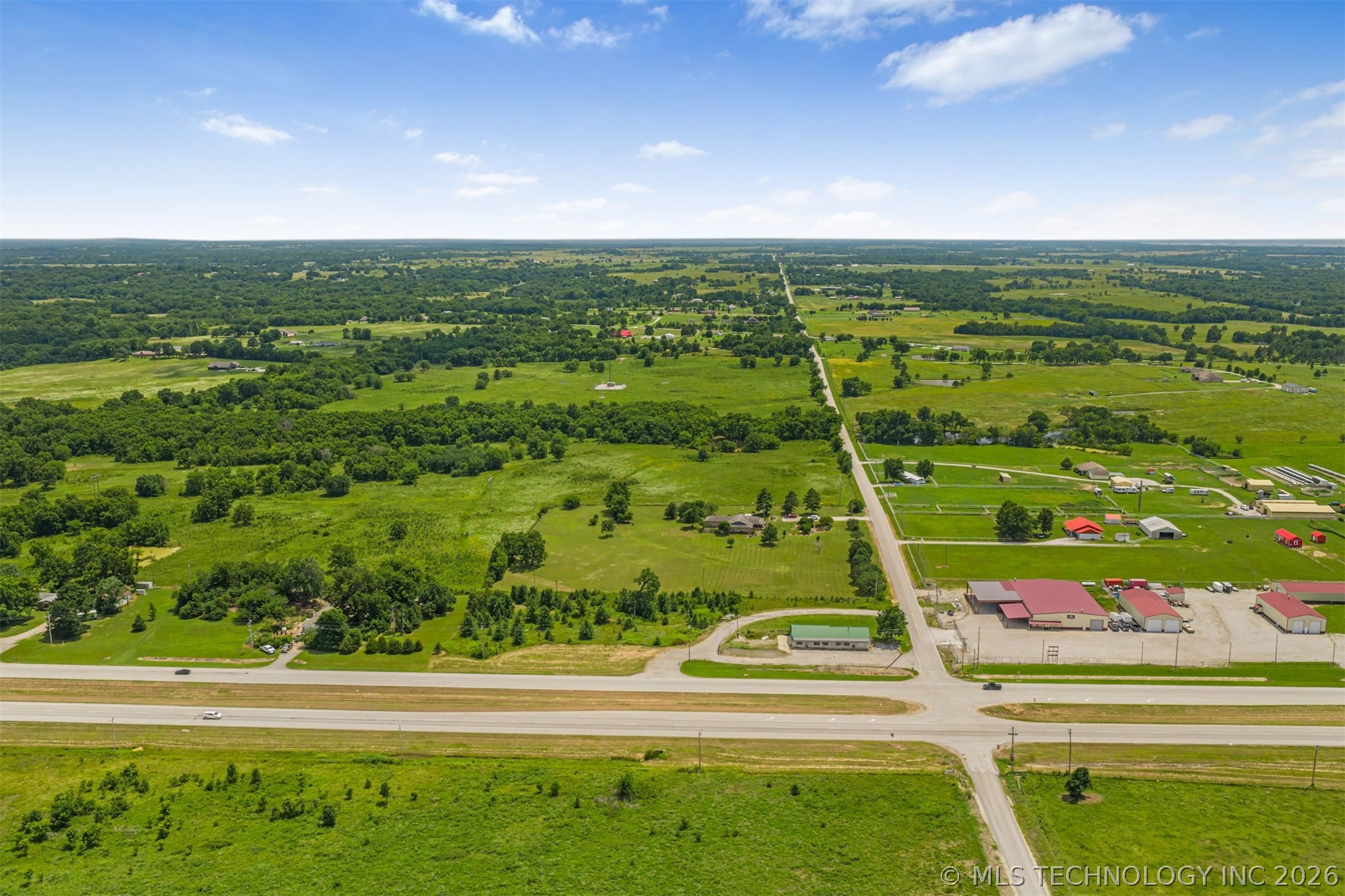 Photo 1 of 32 — 132 E State Hwy 51, Coweta, OK 74429