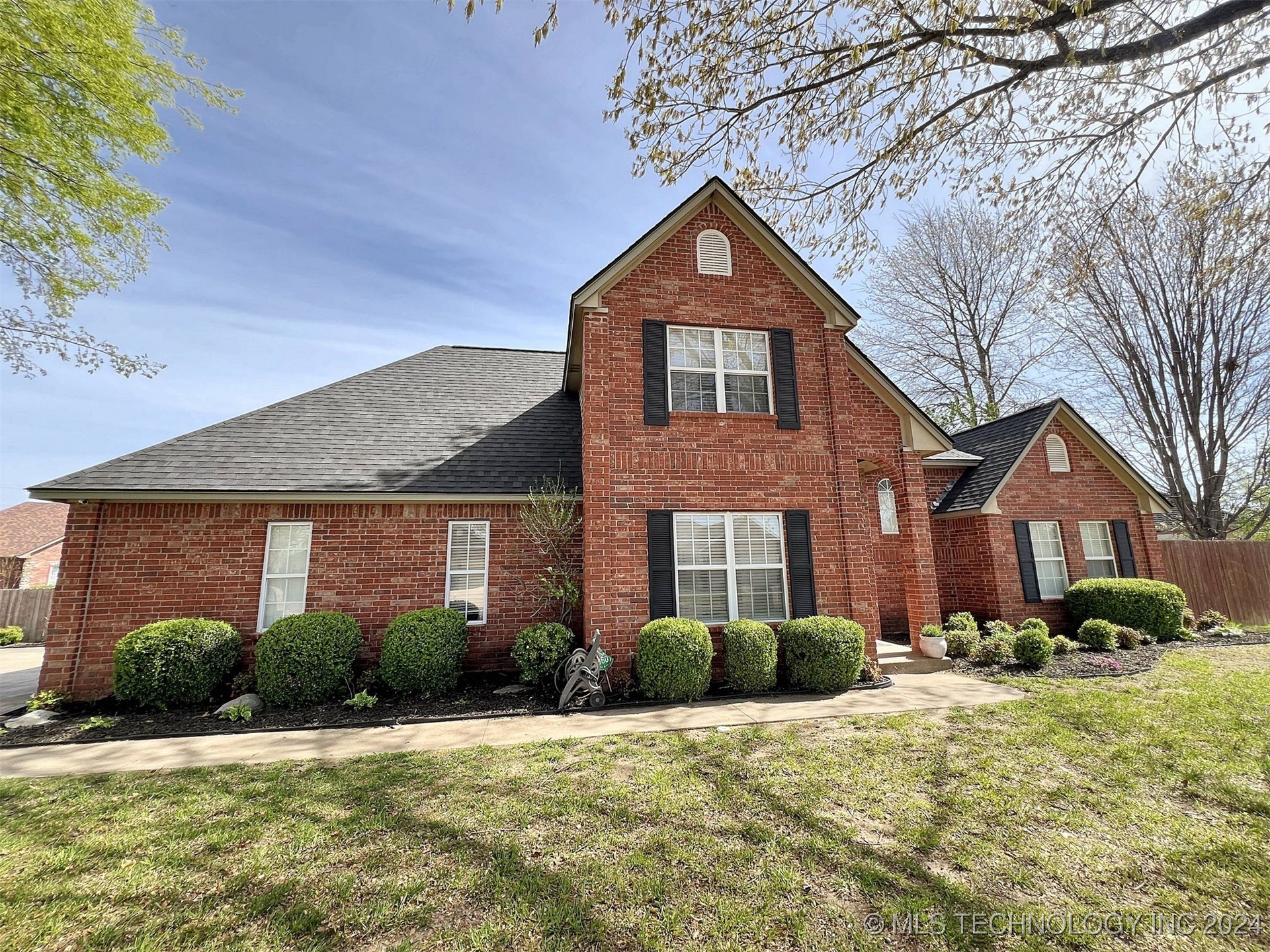 View Tahlequah, OK 74464 house