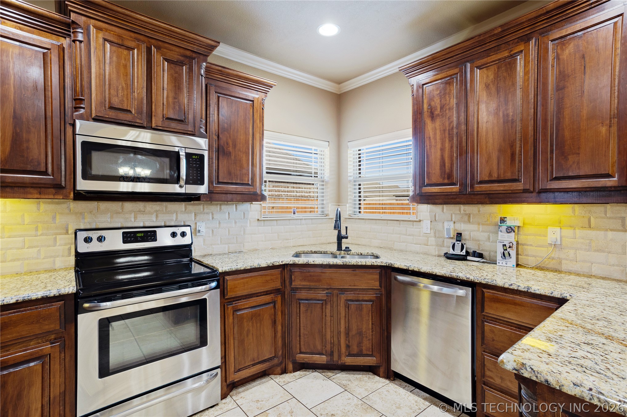 3600 Carriage Point