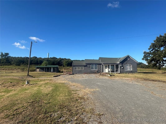 1030 4TH ST, STUART, OK 74570 - Image 258baa97a1efc47be5adee6a2e87f51a/3918705603
