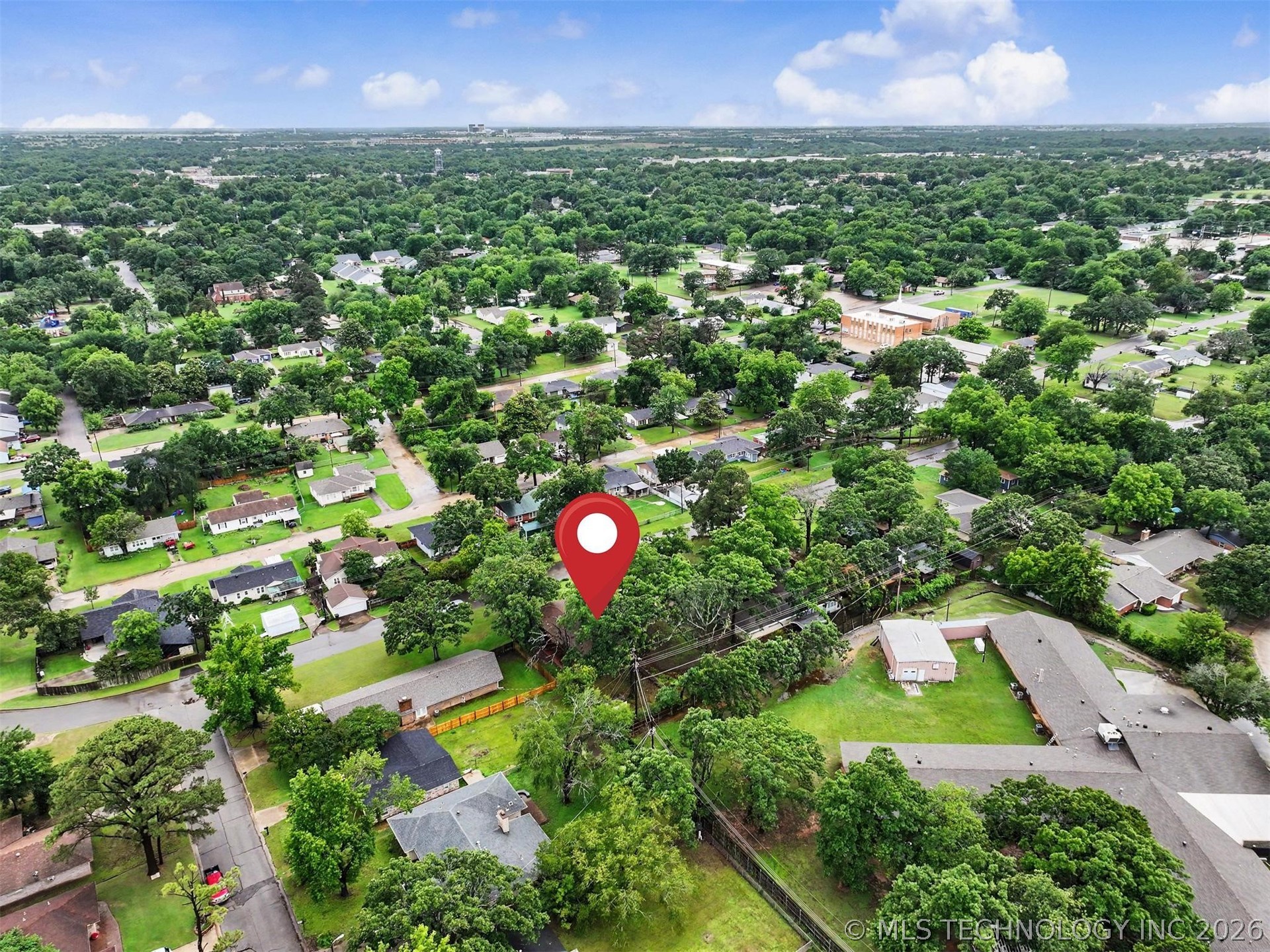 1010 Waco Street