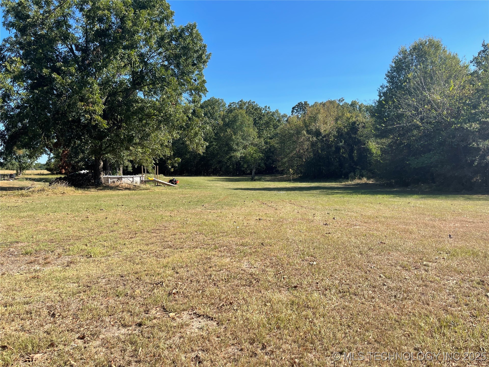 3176 E 2030 Road