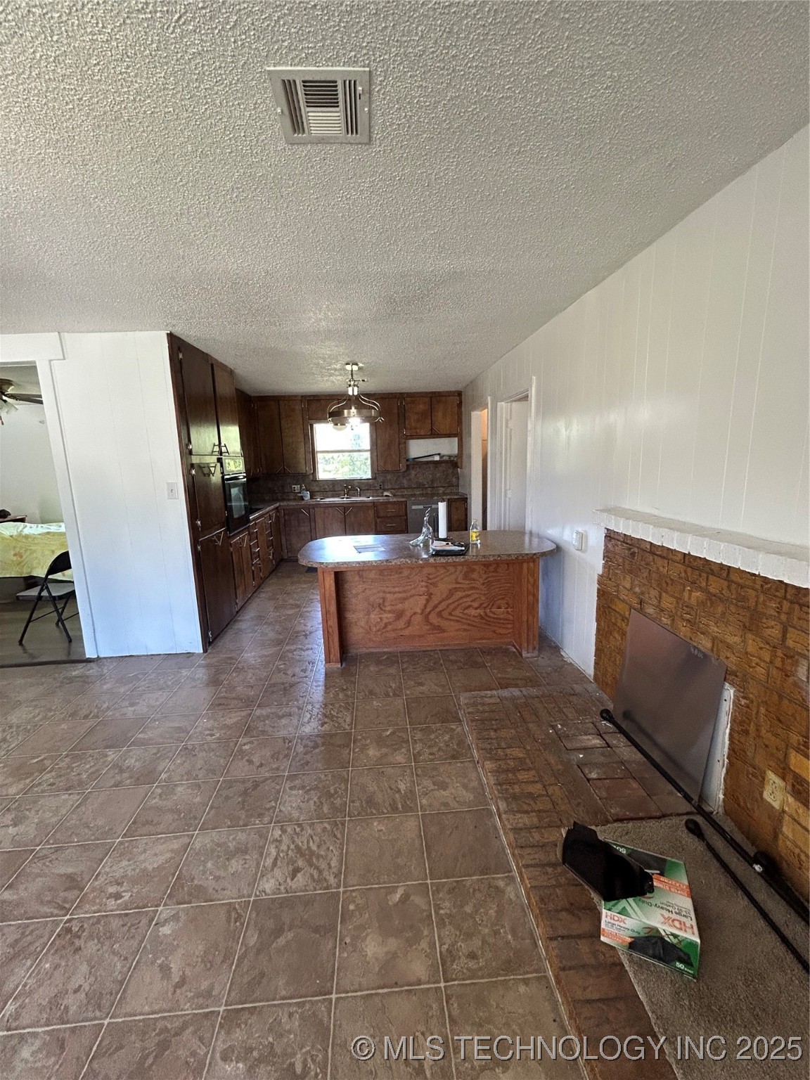 342 W Mill