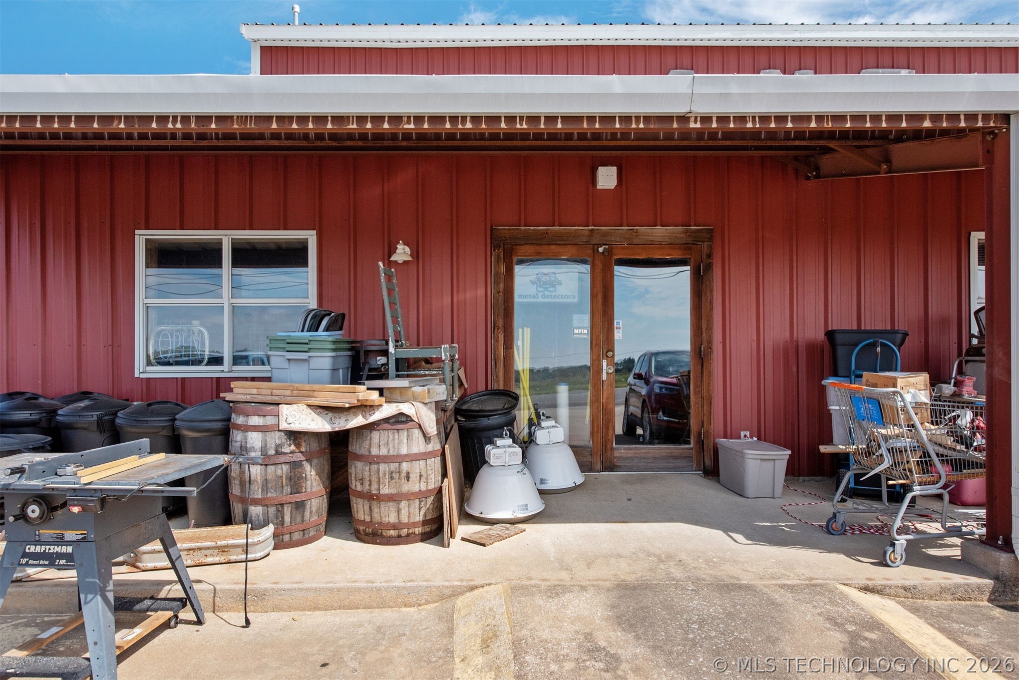 2001 S Hwy 69 Highway