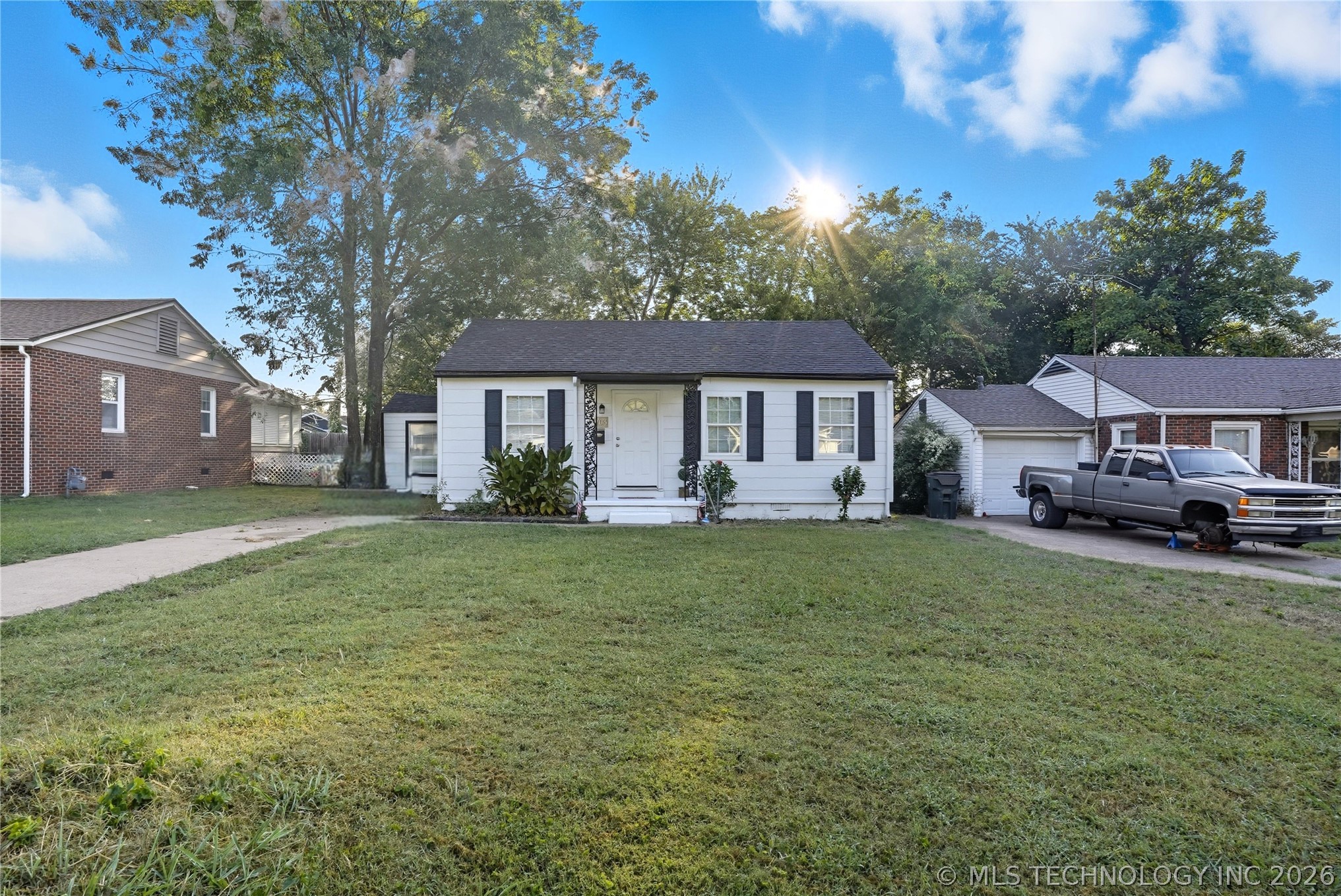 Photo 1 of 39 — 703 S Poplar Street, Sapulpa, OK 74066