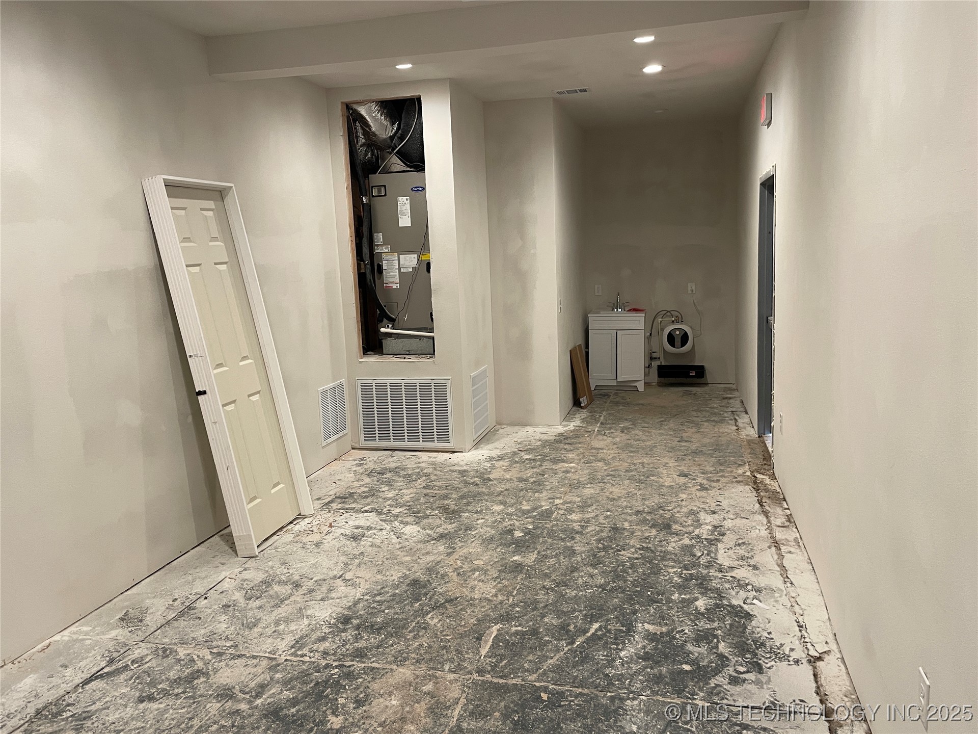 201 E Main Street Suite A