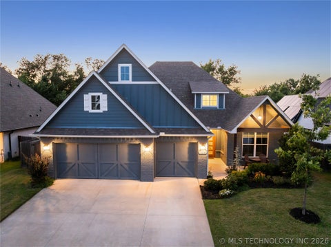 Photo of 11210 S Tamarack Street, Jenks, OK 74037 (MLS # 2624926)