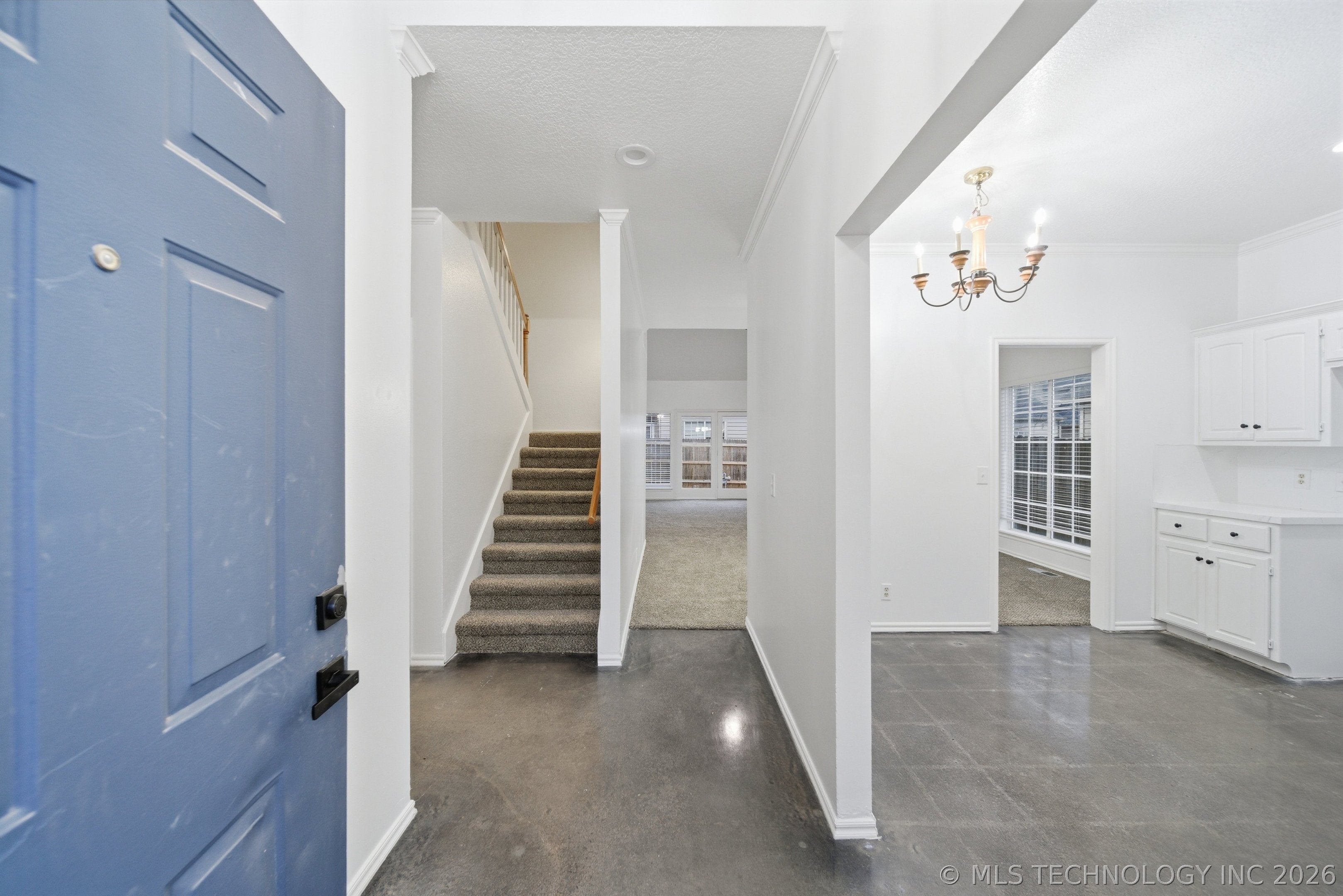 3026 E 89th Place