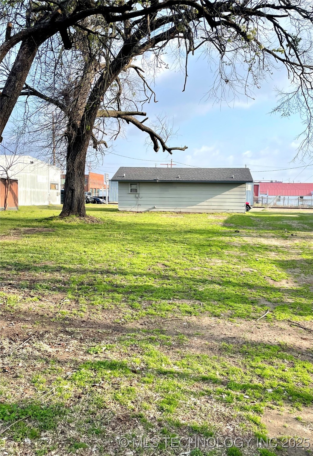 315 W Arkansas
