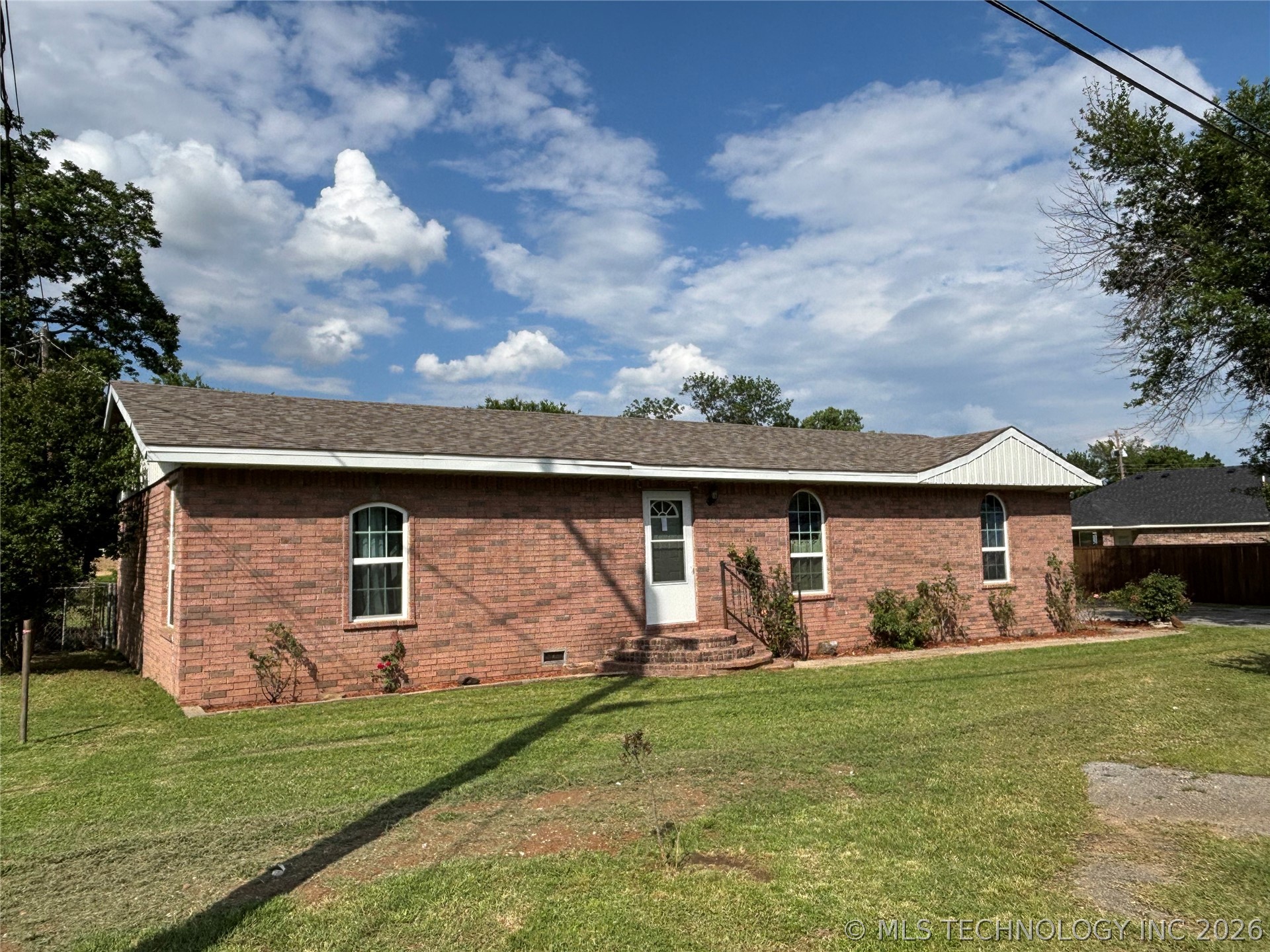 Photo 1 of 68 — 108 W Bryan Avenue, Calera, OK 74730