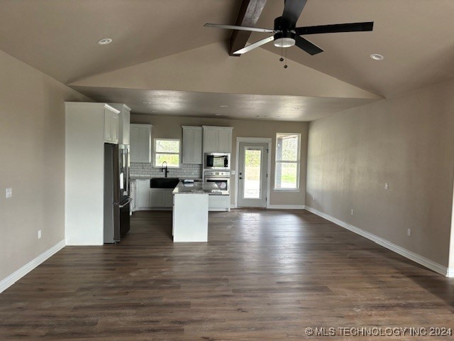200 Sunset Way