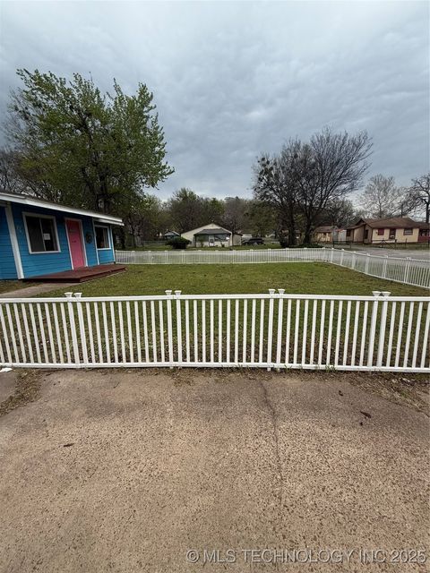 MLS: 2516205
