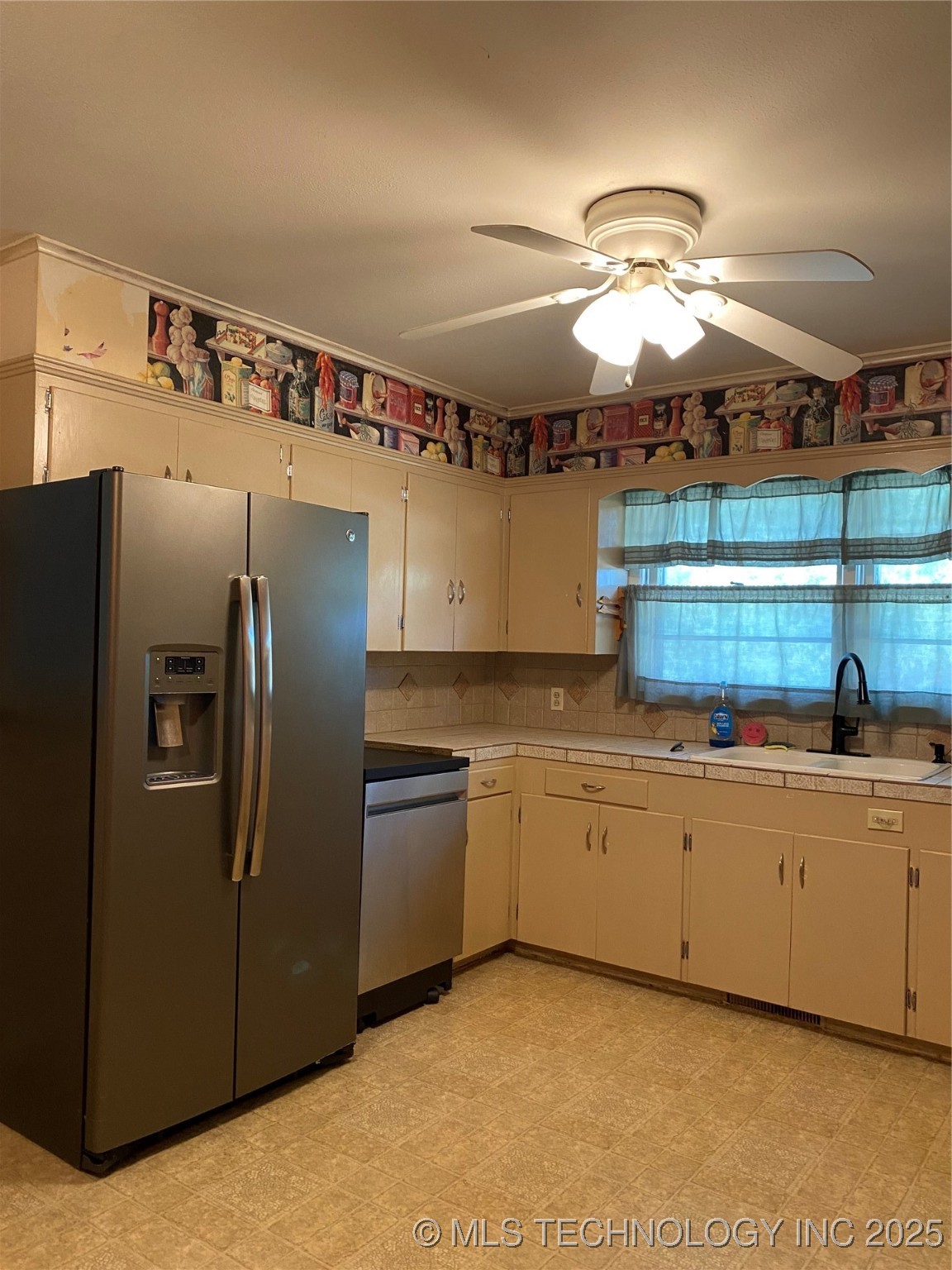 1227 Waco