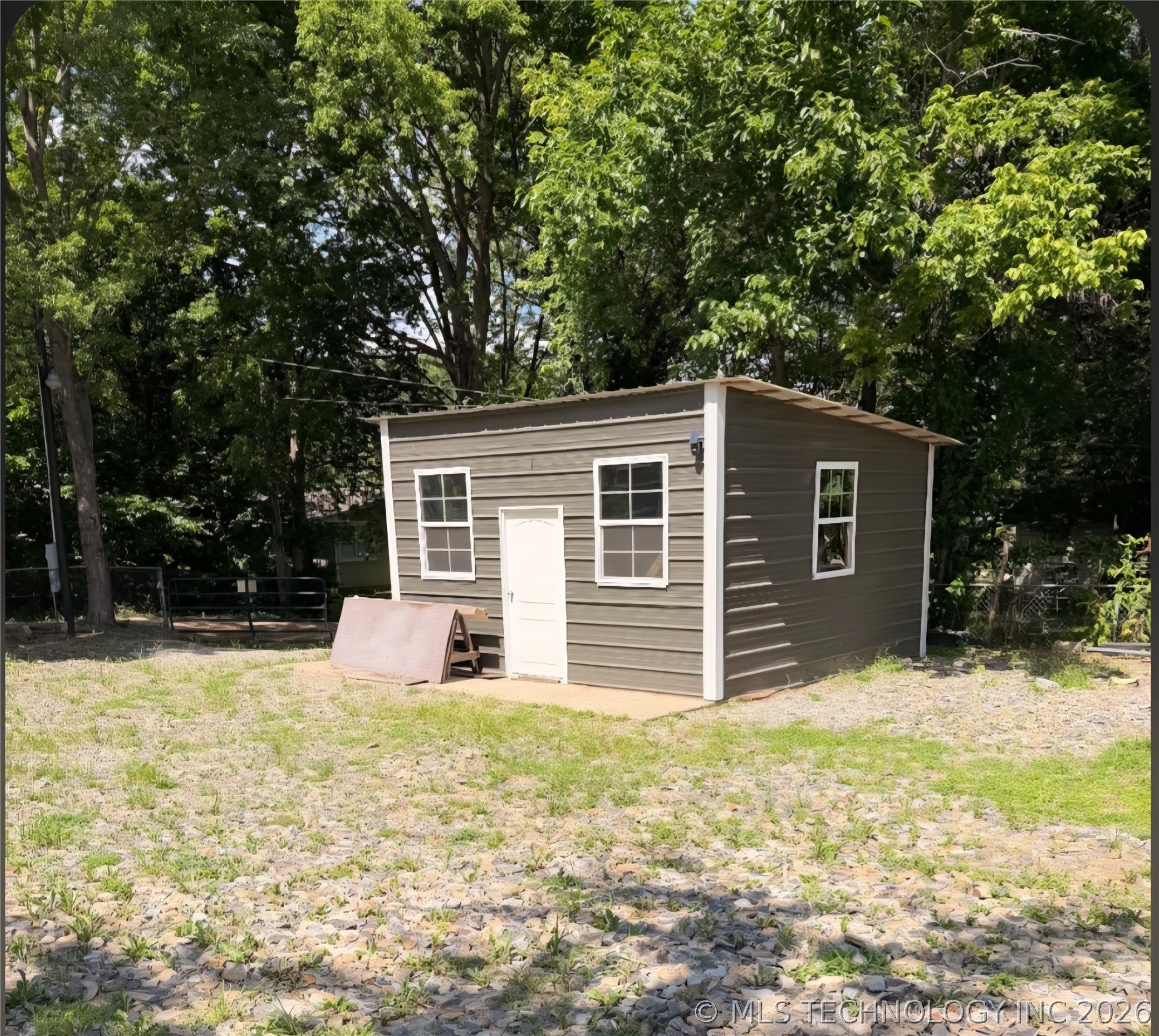 Photo 1 of 6 — 505 W Argyle Avenue, Sallisaw, OK 74955