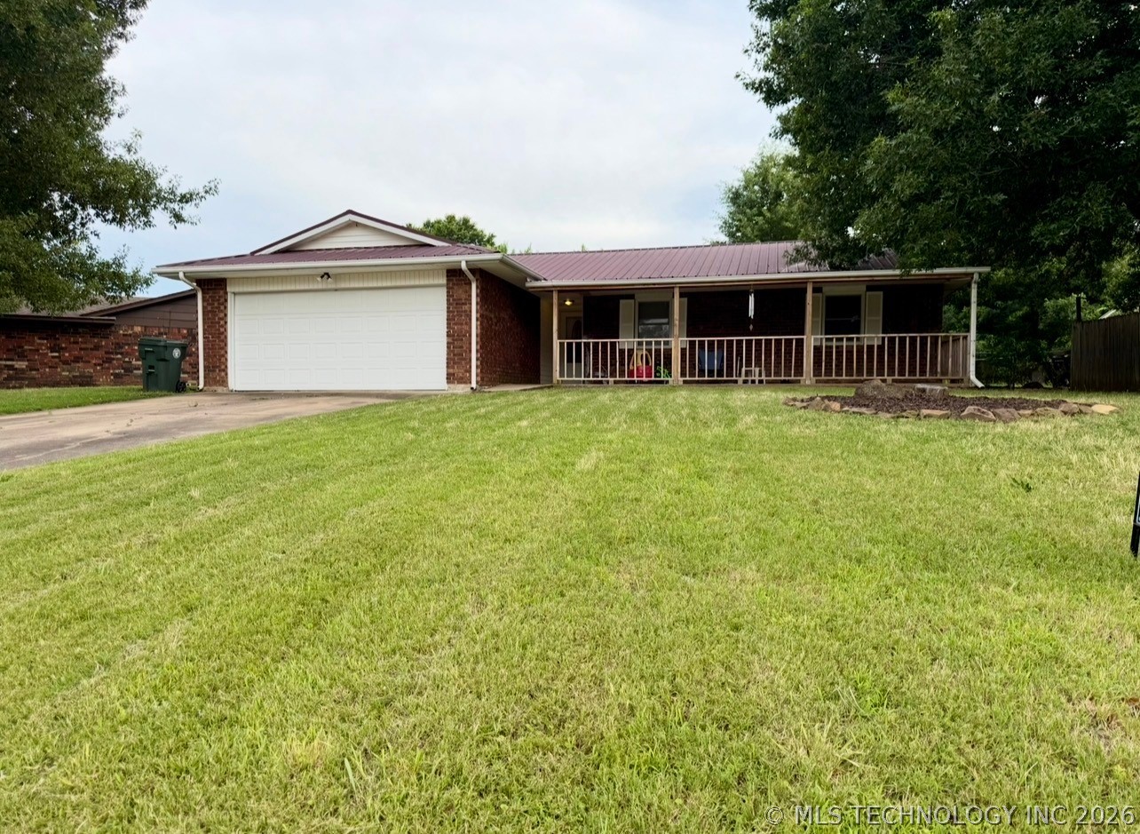 Photo 1 of 27 — 1605 Beaver, Muskogee, OK 74403