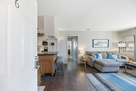 Photo of 3701 Riverside Drive #6, Tulsa, OK 74105 (MLS # 2638561)