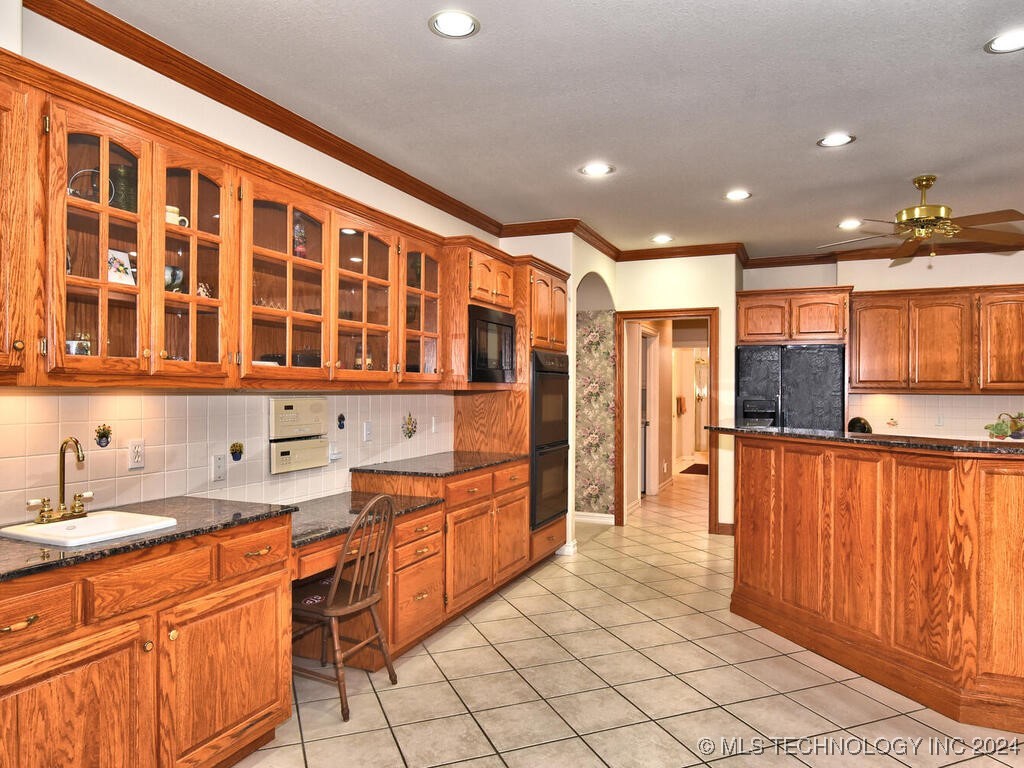 Photo 14 of 53 of 13706 S 18th Street house