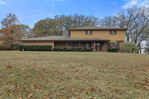 921 Crooked Oak Drive Durant OK 74701