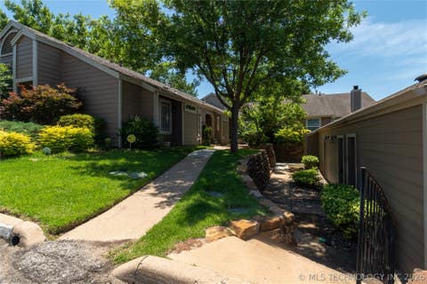Photo of 3122 E 91st Place #3122, Tulsa, OK 74137 (MLS # 2622182)