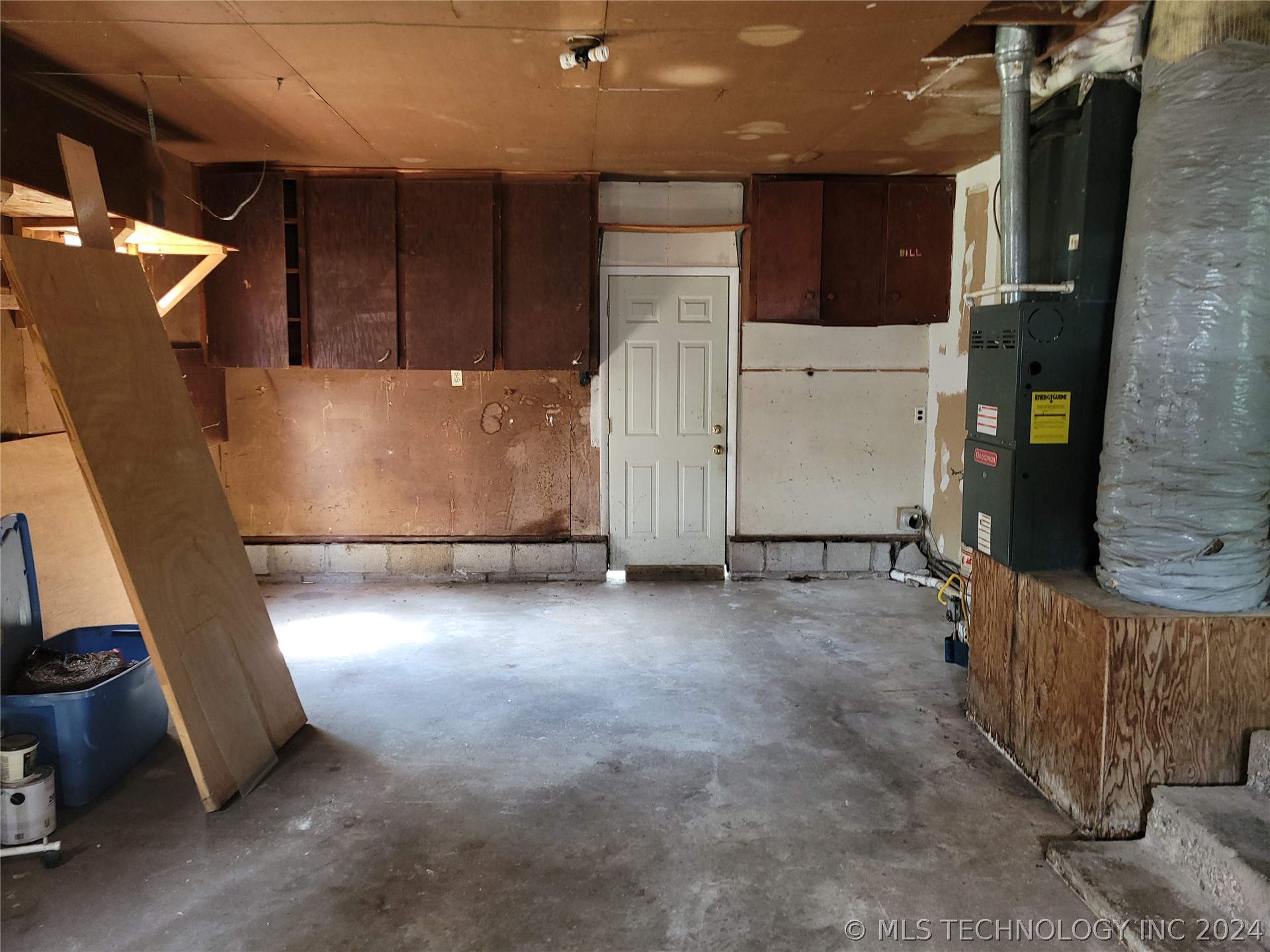 Photo 24 of 41 of 245 E 148TH Street S house