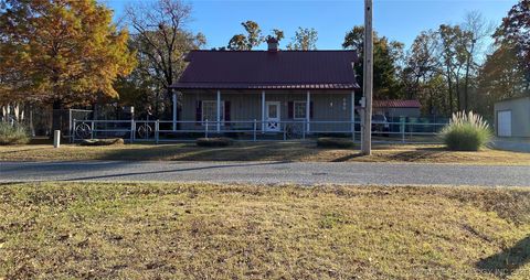 MLS: 2512229