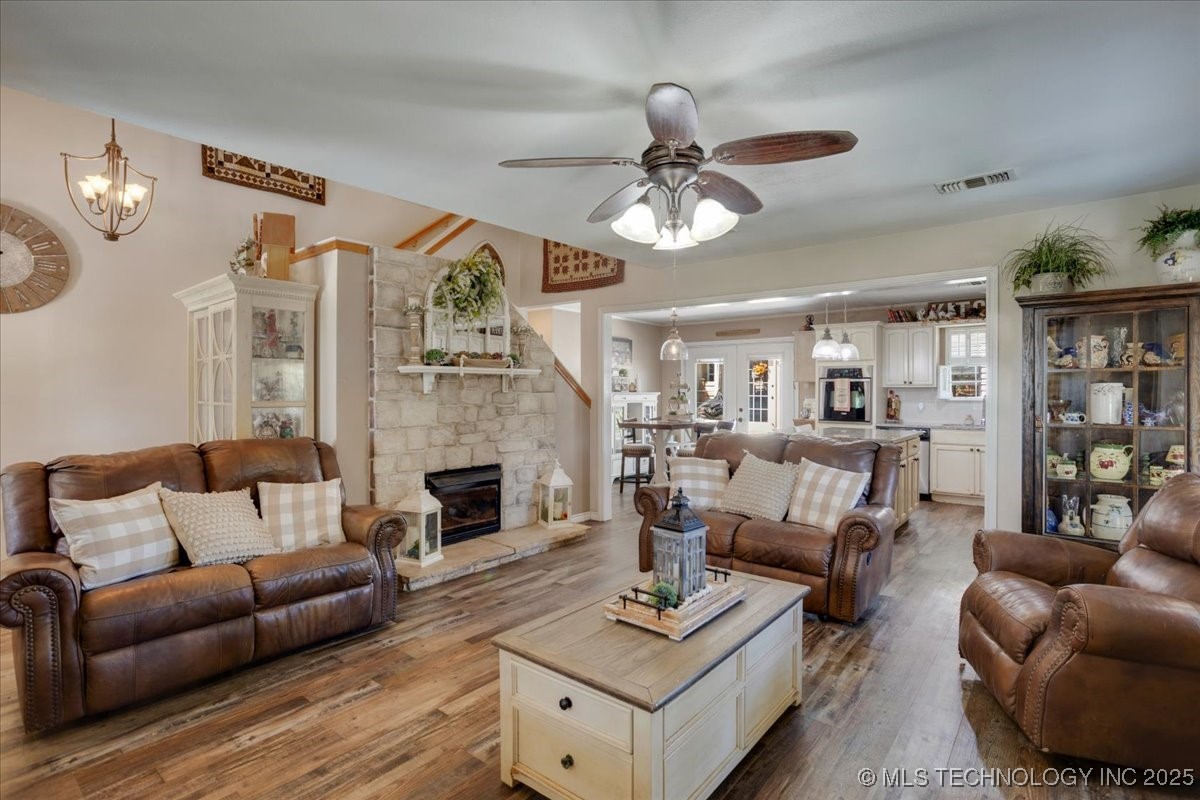 798 S Lone Oak Road
