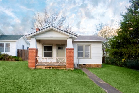 Photo of 415 E Seneca, McAlester, OK 74501 (MLS # 2632666)