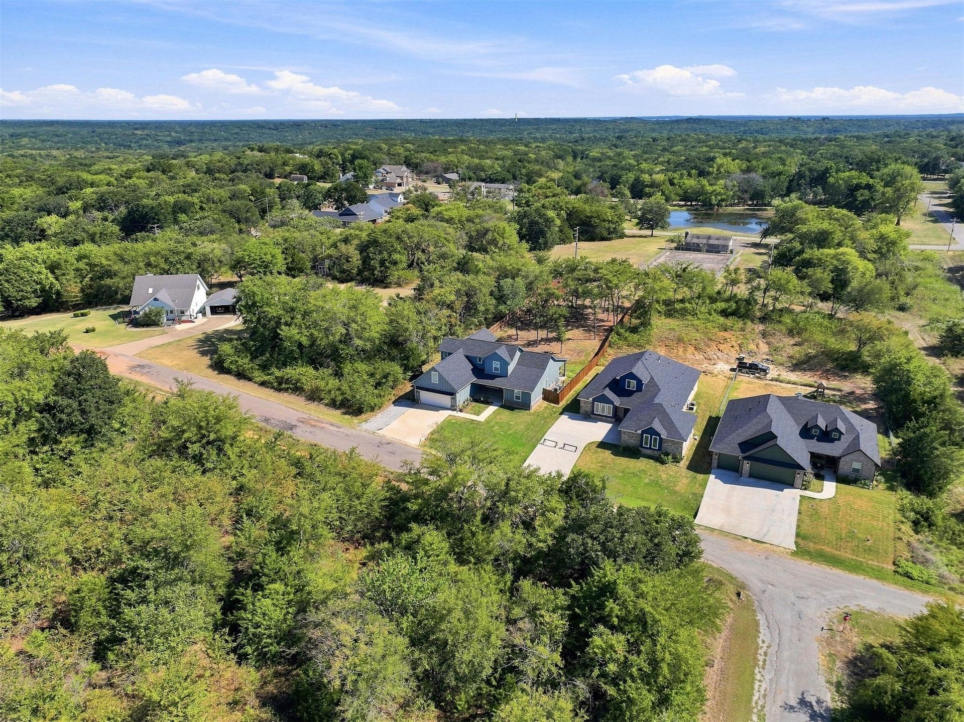 6953 River Oak