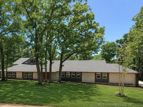 Photo of 4316 E 72nd Place, Tulsa, OK 74136 (MLS # 2616614)