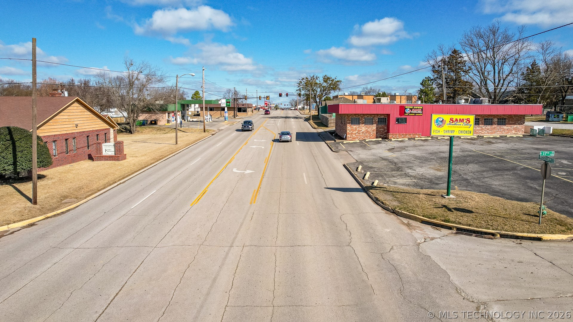 Photo 1 of 17 — 620 Mississippi Street S, Ada, OK 74820