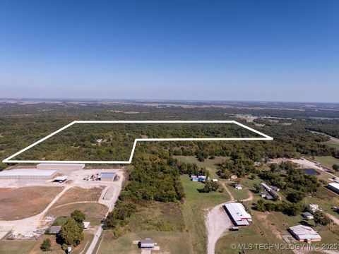 1600 Hwy 70 E Kingston OK 73439