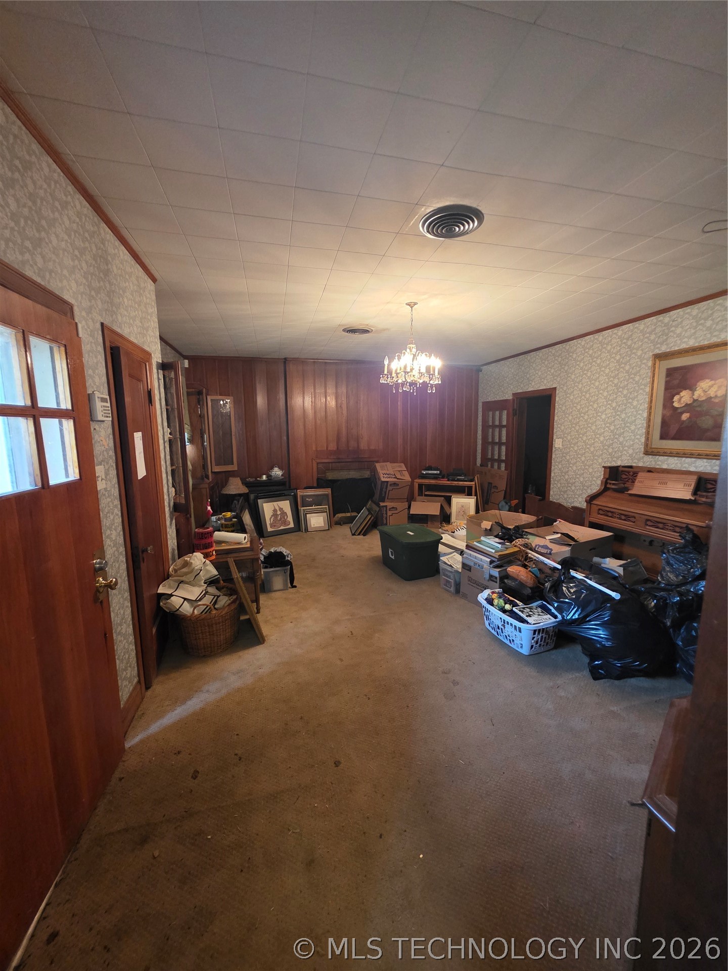 1819 W Evergreen Street