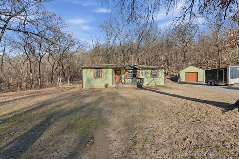 Photo of 1626 County Road 2425, Bartlesville, OK 74003 (MLS # 2602680)