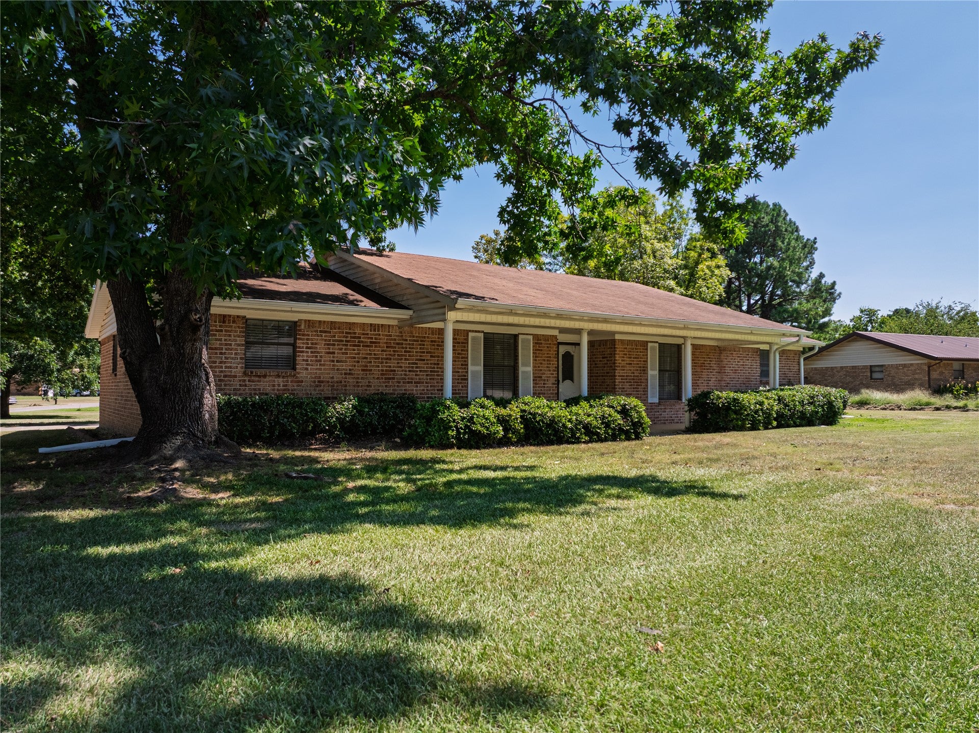 111 Meadowlark Lane