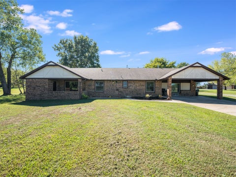 Photo of 855 E Lowry Road, Claremore, OK 74017 (MLS # 2636930)