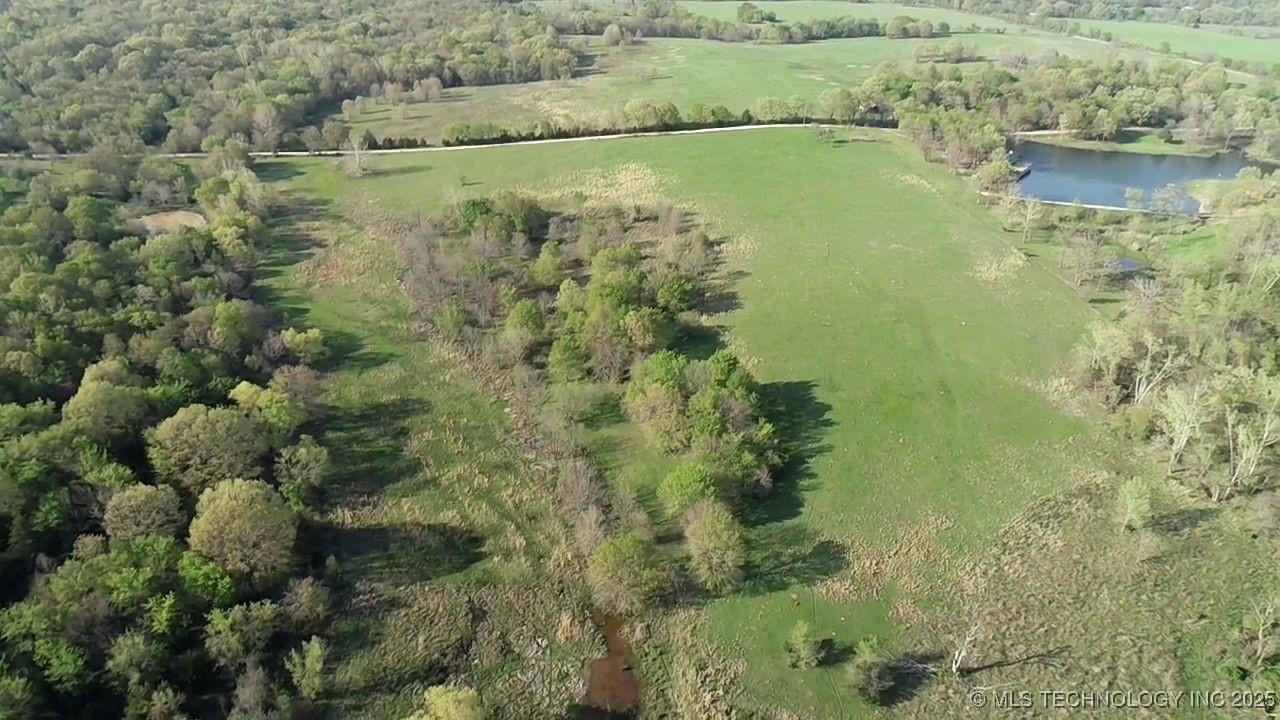 001 E 2080 Road