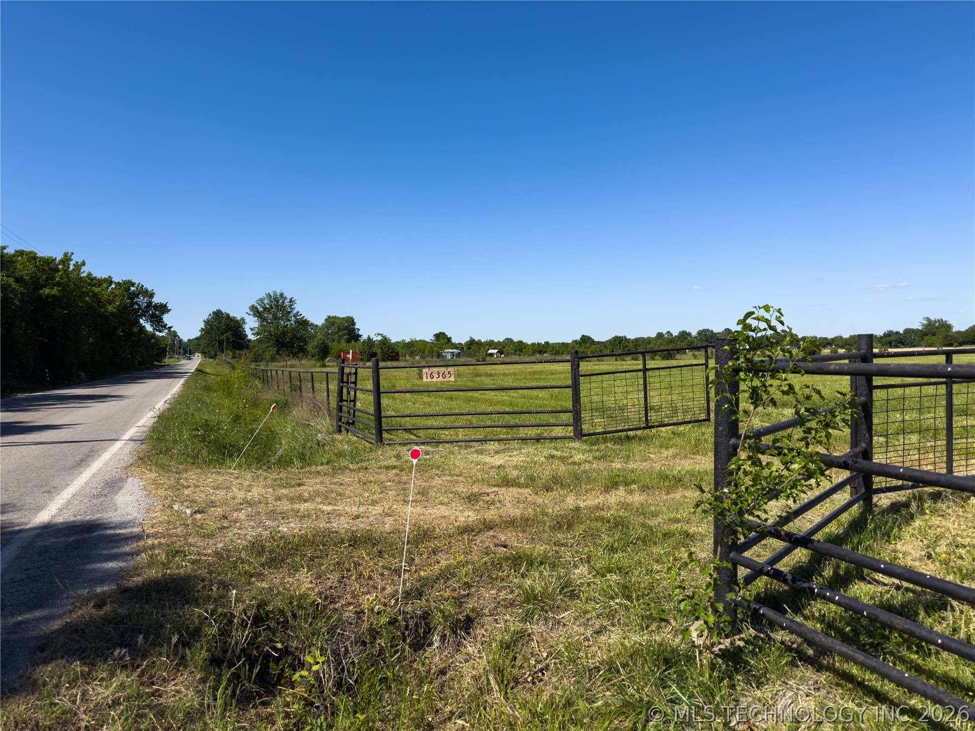 Photo 1 of 35 — 16365 S 145th Avenue E, Bixby, OK 74008