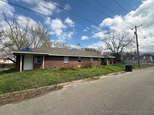 Photo 1 of 9 — 312 S 2nd, Durant, OK 74701