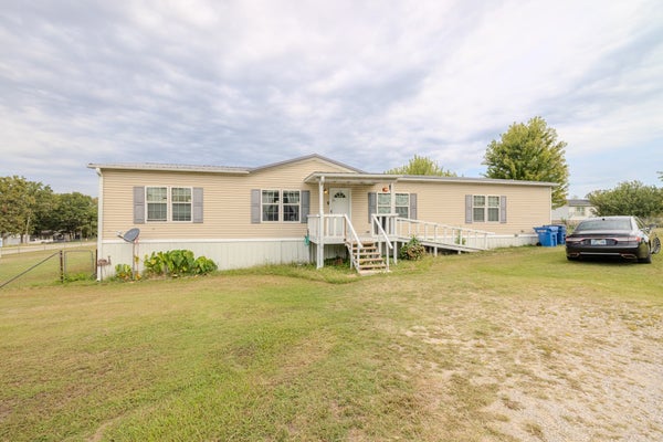10653 RIDGEHORN ST, SAND SPRINGS, OK 74063 - Image 379bb74dbf90fc2d7fb0edb3cdc2808f/3353403088