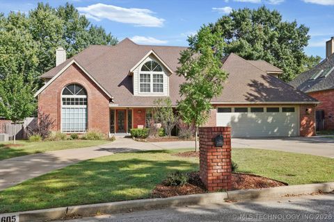 Photo of 2605 E 74th Place, Tulsa, OK 74136 (MLS # 2612914)