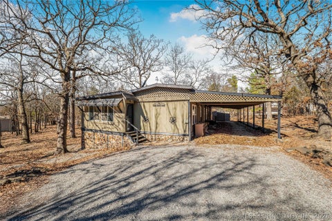 Photo of 32305 S Cherokee Court, Cookson, OK 74427 (MLS # 2606614)