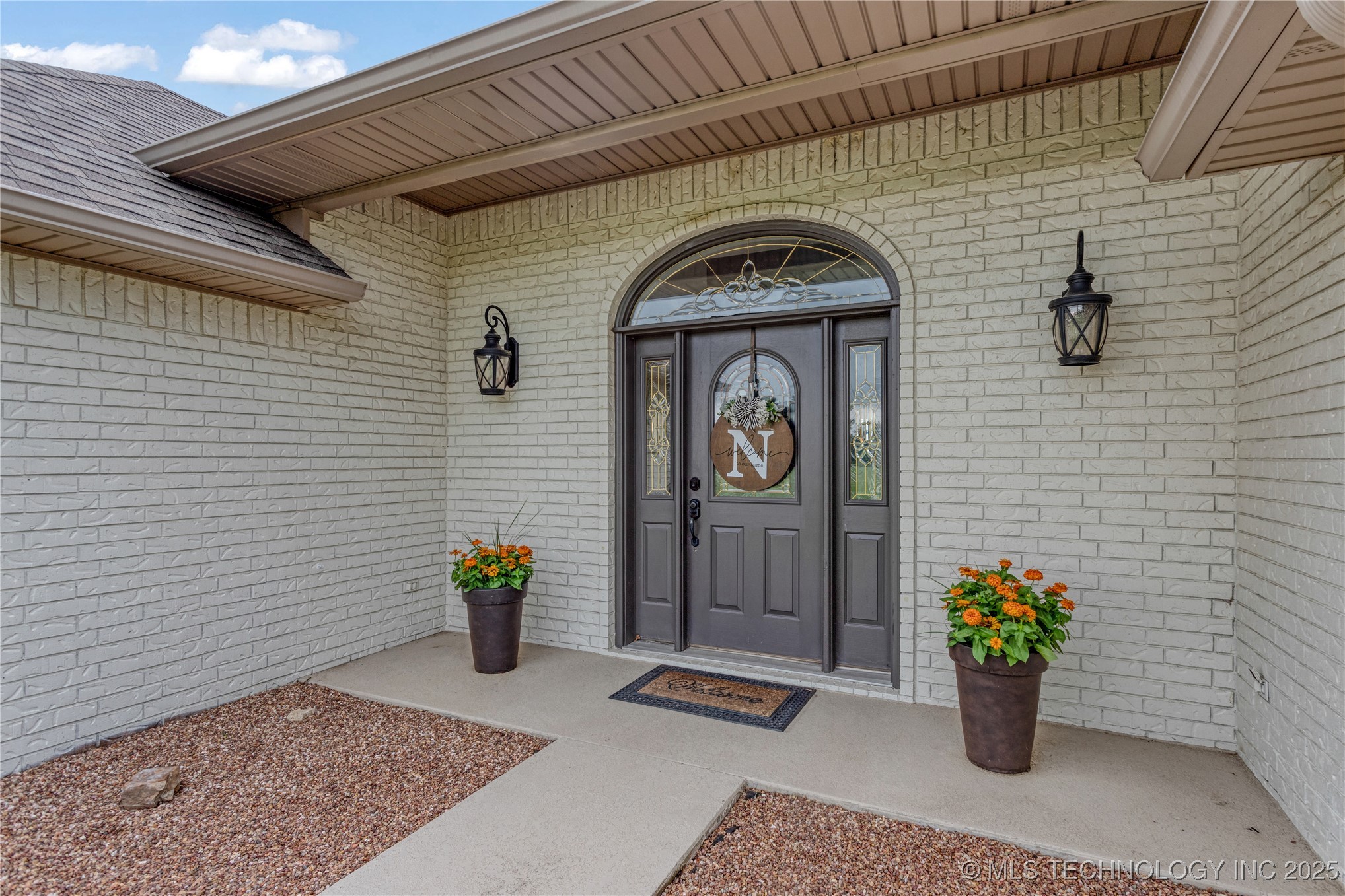 2604 W Cedar Ridge