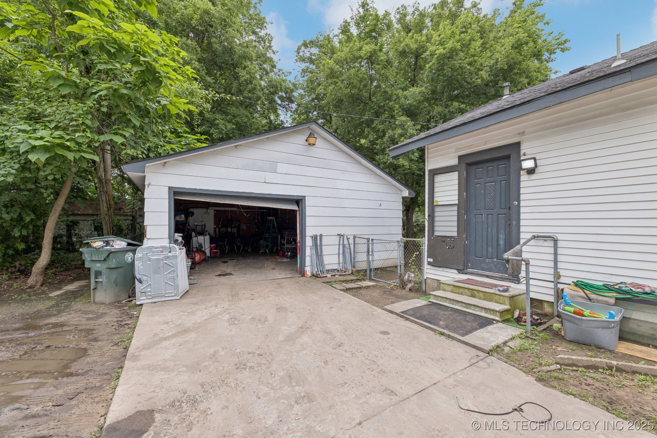2820 W Okmulgee