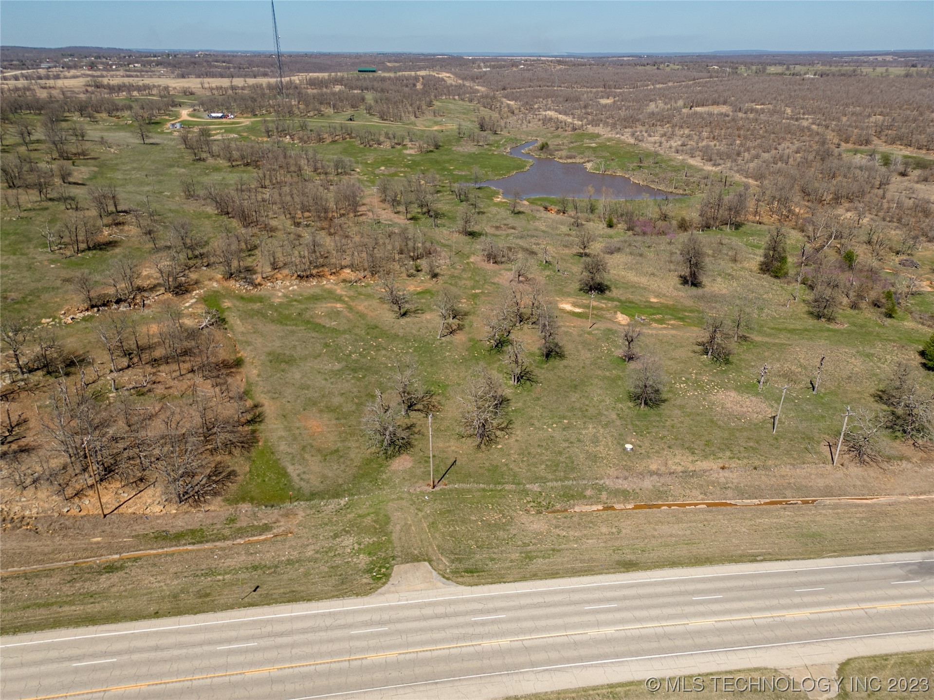 Photo 1 of 30 of 10815 S Highway 48 Highway land