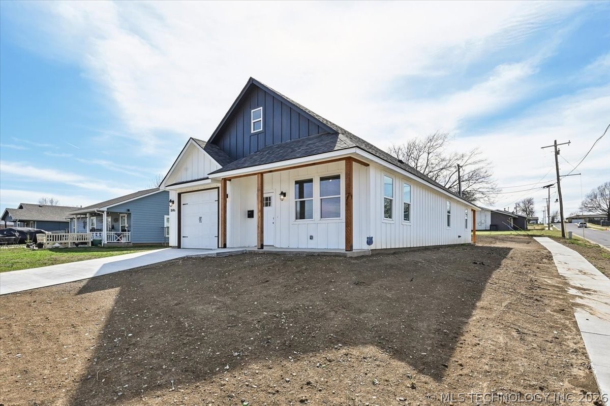 Photo 1 of 43 — 1846 N Utica Avenue, Tulsa, OK 74110