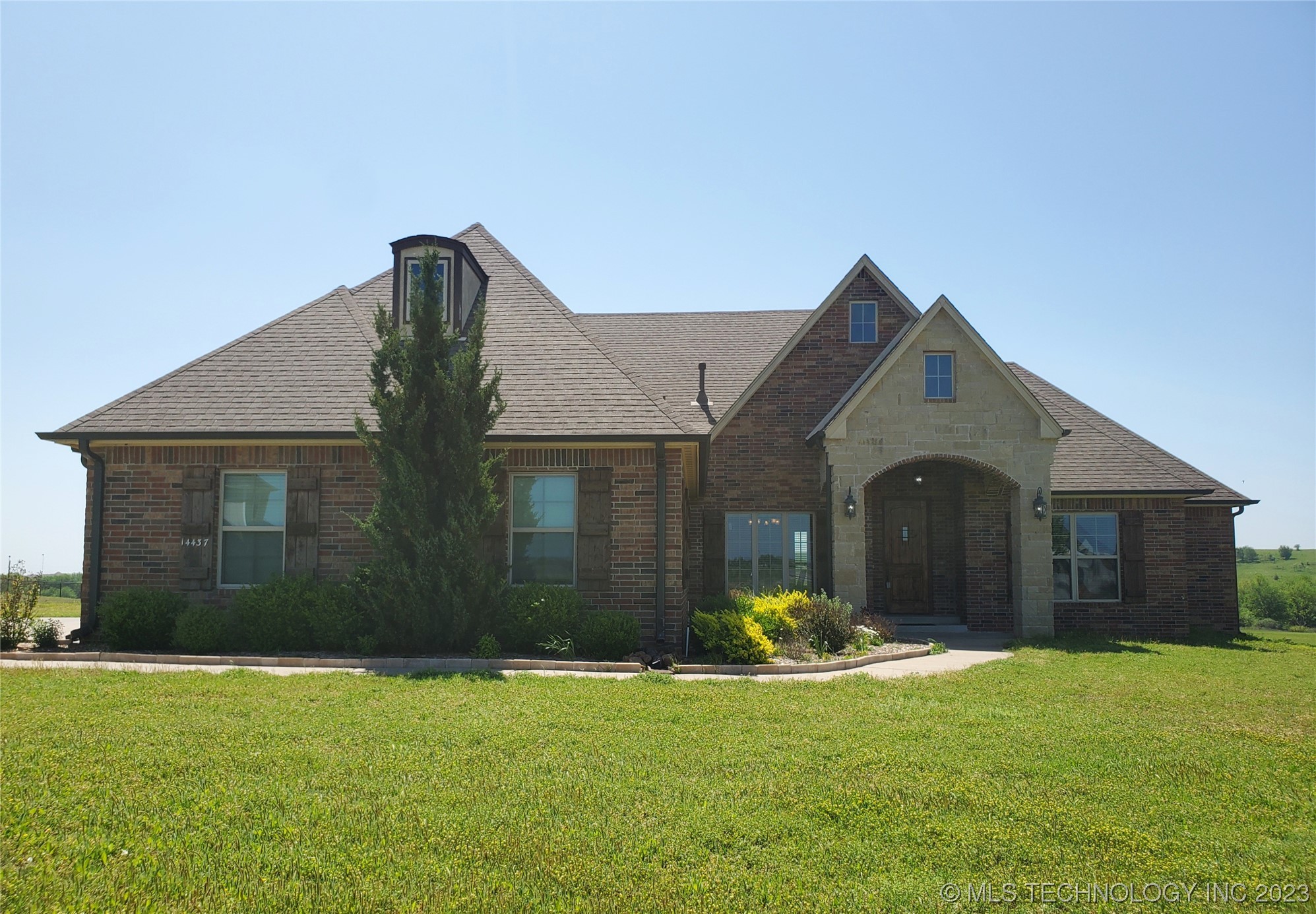Photo 1 of 1 of 14437 Siddiki Avenue house