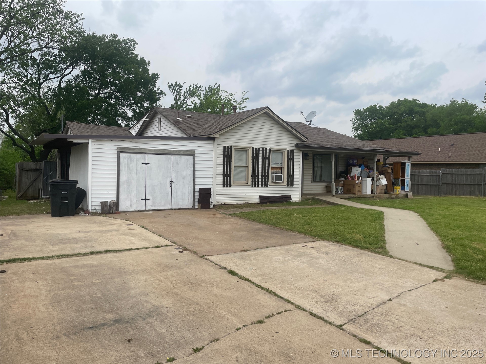 617 N 18th Avenue