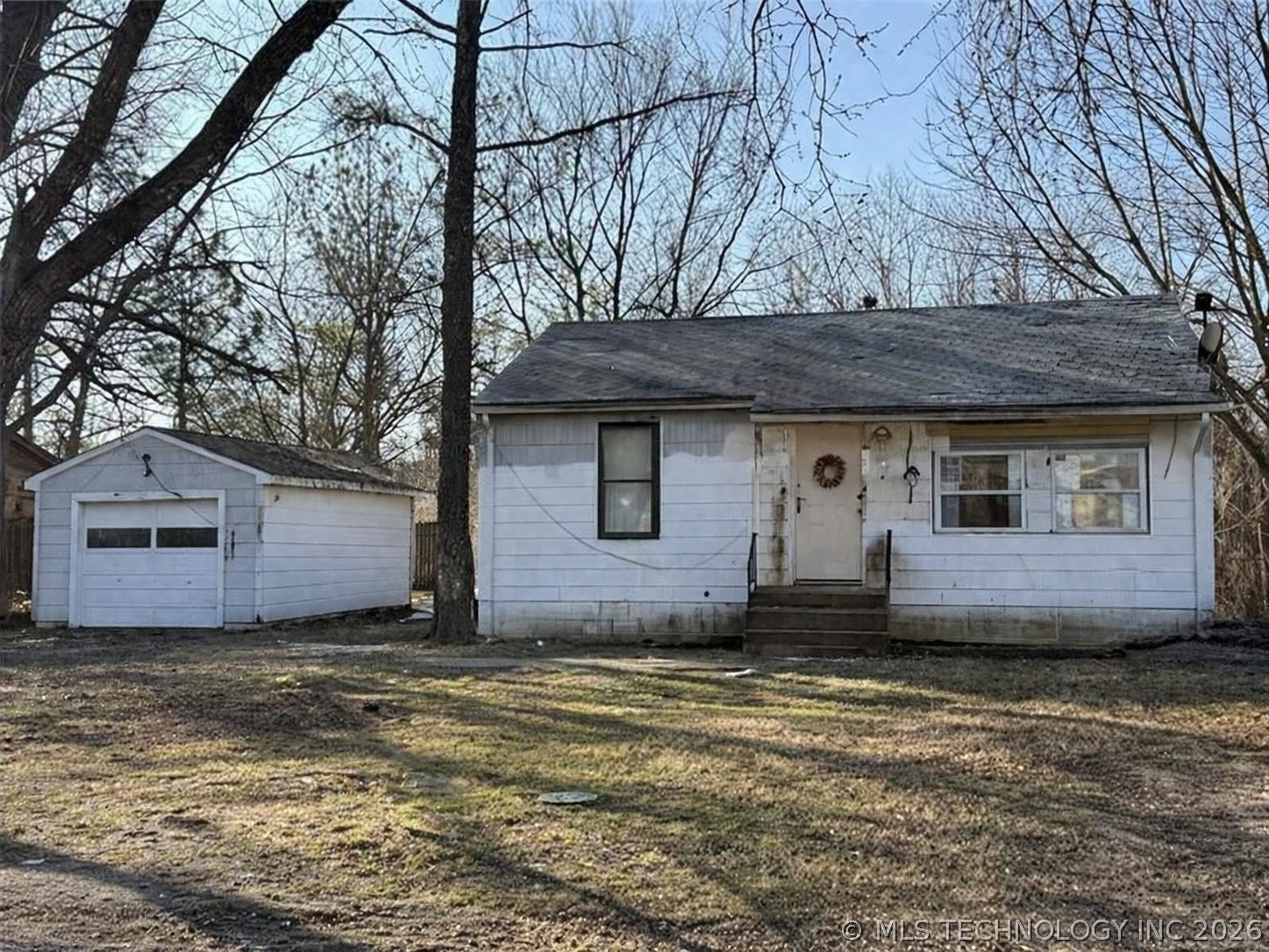 Photo 1 of 1 — 2105 S Johnstone Avenue, Bartlesville, OK 74003