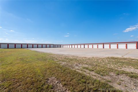 Photo of 18753 S 100 Highway, Webbers Falls, OK 74470 (MLS # 2541383)
